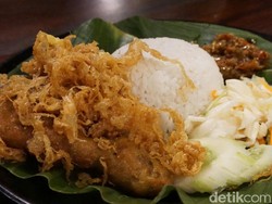 Puas Makan Ayam Kriwil dan Iga Bakar Berpadu Sambal