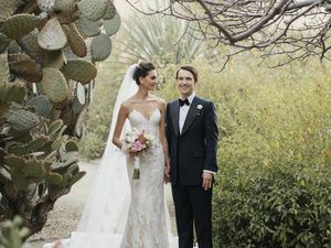 Foto Pesta Pernikahan Super Mewah Model Cantik Meksiko dengan Kolektor Seni Foto Pesta Pernikahan Super Mewah Model Cantik Meksiko dengan Kolektor Seni