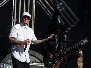 Fred Durst Jadi Sutradara, Bintangnya John Travolta