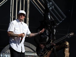 Fred Durst Jadi Sutradara, Bintangnya John Travolta