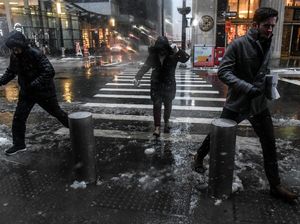 Penampakan Kota New York yang Diterjang Badai Salju Parah Penampakan Kota New York yang Diterjang Badai Salju Parah