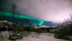 Meringkus Keindahan Cahaya Aurora Lewat Bidikan Kamera