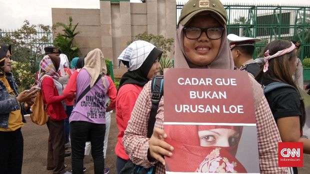 Hak Bercadar Disuarakan di Hari Perempuan Internasional