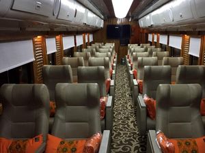 Sewa Kereta Mewah untuk Mudik, Paling Mahal Rp 33 Juta Sewa Kereta Mewah untuk Mudik, Paling Mahal Rp 33 Juta