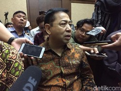 Perawat Diperintah dr Bimanesh Pura-pura Pasang Infus Anak ke Novanto