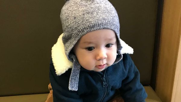 Foto Bocah Imut Ini Bisa Bikin Makin Semangat di Hari Jumat