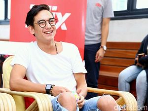 Adipati Dolken Terselamatkan Berkat Malaikat Tanpa Sayap Adipati Dolken Terselamatkan Berkat Malaikat Tanpa Sayap