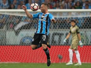 Barcelona Selangkah Lagi Dapatkan Gelandang Muda Gremio Barcelona Selangkah Lagi Dapatkan Gelandang Muda Gremio