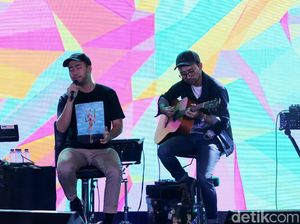 Heyaaa! Vidi Aldiano Ajak Penonton Bernyanyi di dHOT Music Day 2018 Heyaaa! Vidi Aldiano Ajak Penonton Bernyanyi di dHOT Music Day 2018