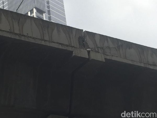 Penampakan Sompek di JLNT Casablanca