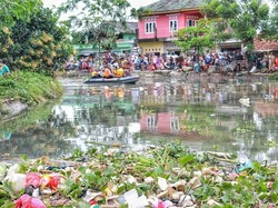 Hilang di Kali Penuh Sampah di Bekasi, Bocah Rohim Ditemukan Tewas