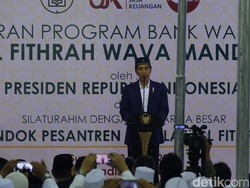 Genjot Ekonomi Rakyat, Jokowi Targetkan 40 Bank Wakaf di RI