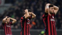 Milan gagal mencetak gol dalam 90 menit, bahkan hanya mencatatkan satu tembakan tepat target. Mereka kini punya tugas berat untuk lolos ke perempatfinal, karena leg kedua akan digelar di Emirates Stadium dan harus membalikkan ketertinggalan dua gol.Foto: Alberto Lingria/ REUTERS