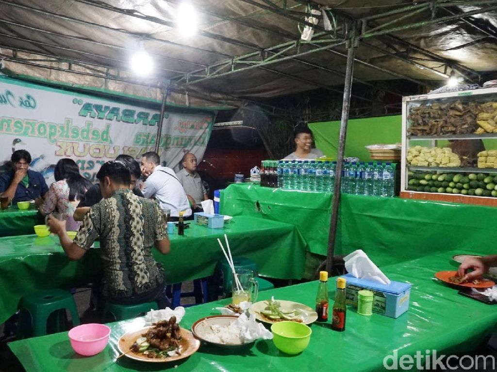 Sebelum Mampir Makan di Warung Tenda, Perhatikan Dulu 5 Hal Ini Sebelum Mampir Makan di Warung Tenda, Perhatikan Dulu 5 Hal Ini