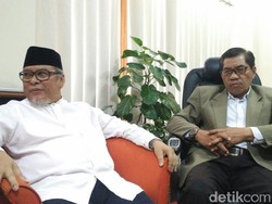 Gelar Jumpa Pers, Rektor UAD Jelaskan Aturan Soal Mahasiswi Bercadar