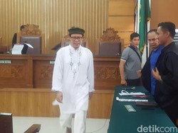 Saksi: Teroris Aman Abdurrahman Ajak Pengikutnya Dukung ISIS