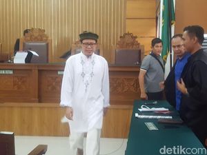 Saksi: Teroris Aman Abdurrahman Ajak Pengikutnya Dukung ISIS Saksi: Teroris Aman Abdurrahman Ajak Pengikutnya Dukung ISIS