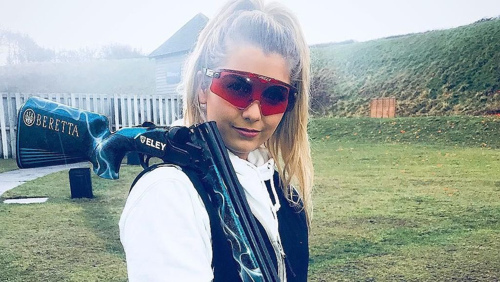 Foto: Pesona Penembak Cantik dan Seksi yang Bikin Pria Ingin Ditembak Foto: Pesona Penembak Cantik dan Seksi yang Bikin Pria Ingin Ditembak