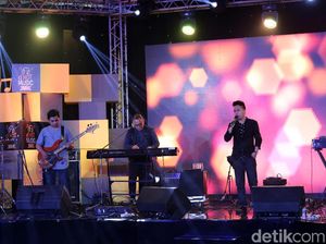 Awas Galau! Lagu Romantis Badai Romantic Project di dHOT Music Day 2018