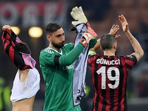 Ditunggu Derby, Milan Bangkit atau Makin Tenggelam?