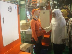 Kunjungi Pabrik Kopi, Khofifah Ingin Sinergi Industri dan Agro