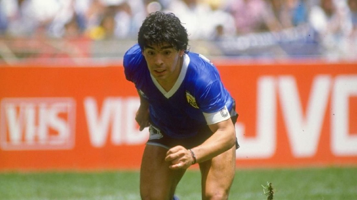 Diego Maradona di Piala Dunia 1986. (Foto: Allsport UK /Allsport)