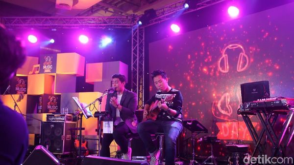 Bams Lepas Rindu di dHOT Music Day 2018