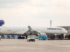 Transit di Brasil, Pesawat Kargo Ini Kecolongan Rp 68 Miliar Transit di Brasil, Pesawat Kargo Ini Kecolongan Rp 68 Miliar