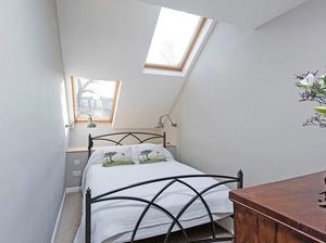 Tips Memilih Warna yang Tepat untuk Rumah Mungil