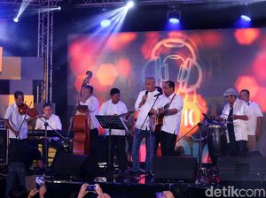 Budi Karya dan Olala Band Ngejam Seru di dHOT Music Day 2018