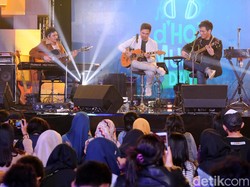 The Overtunes Redam Ego Adik-Kakak dalam Penulisan Lagu