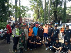 Bertemu Sandi di Bantar Gebang, Sopir Truk Sampah: Gaji Naik Nggak? Bertemu Sandi di Bantar Gebang, Sopir Truk Sampah: Gaji Naik Nggak?