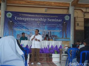 Santri Zaman Now, Santripreneur yang Sukses Berwirausaha Santri Zaman Now, Santripreneur yang Sukses Berwirausaha