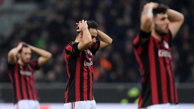 AC Milan mampu kembali memetik kemenangan usai kalah dari Arsenal di ajang Liga Europa beberapa hari sebelumnya.