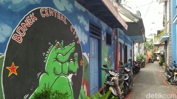 Foto: Keren, Kampung Warna-warni di Tengah Kota Surabaya