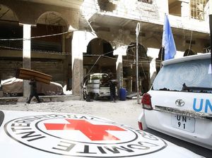 Gempuran Berlanjut, Suplai Makanan Berhasil Tiba di Ghouta Timur Gempuran Berlanjut, Suplai Makanan Berhasil Tiba di Ghouta Timur