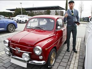 Mobil Klasik Kado Ulang Tahun untuk Sergio Ramos