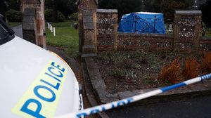Makam Istri dan Putra Eks Agen Rusia yang Diracun Ikut Diselidiki