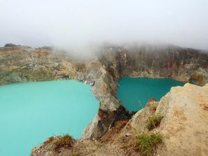 Beginilah Danau 3 Warna Kelimutu yang Terkenal Itu