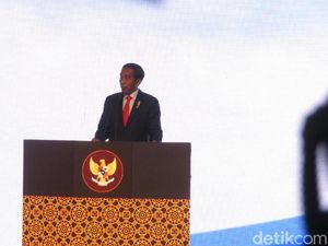 Saat Jokowi Minder soal Penampilannya Dibanding SBY dan AHY