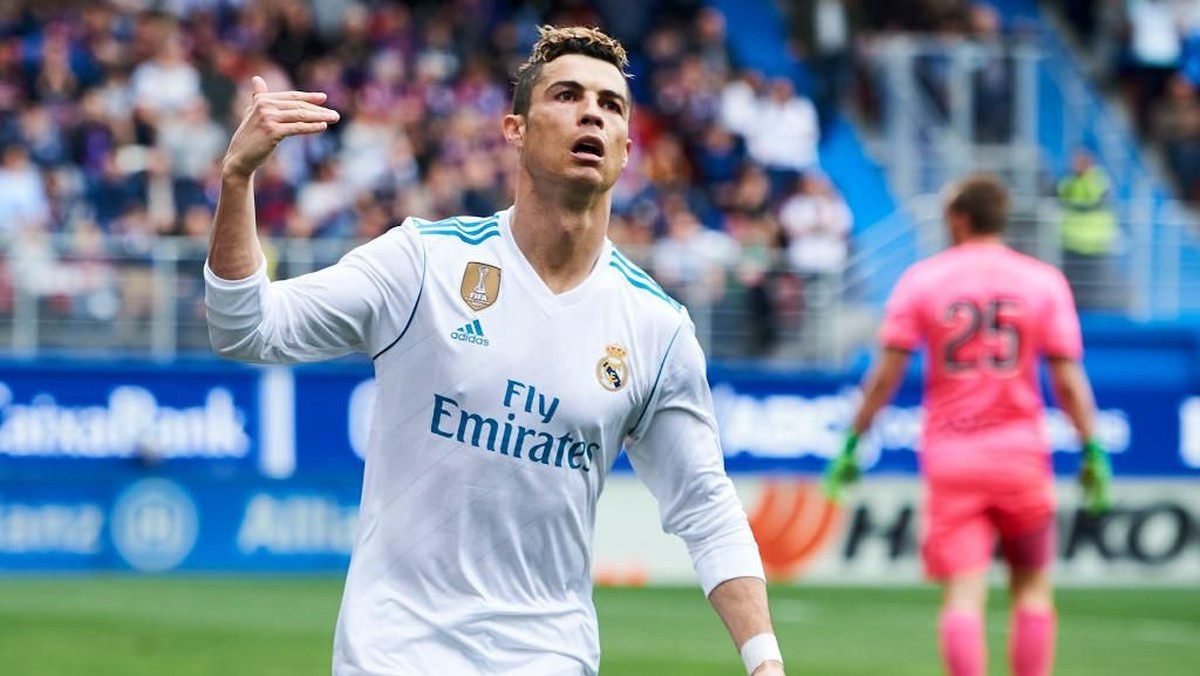 Real Madrid menang 2-1 atas Eibar berkat dua gol Cristiano Ronaldo (Foto: Juan Manuel Serrano Arce/Getty Images)