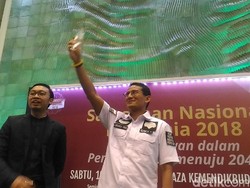 Di Sarasehan Pelajar Dunia, Sandiaga Bicara Penurunan Lapangan Kerja