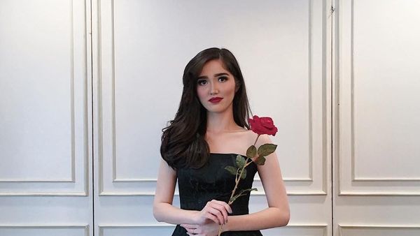 Gaya Sonia Fergina dari Juara Puteri Indonesia hingga Top 20 Miss Universe