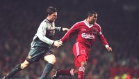 Ada lagi pemain yang mencetak enam gol dalam duel Manchester United vs Liverpool adalah John Barnes. (Getty Images)