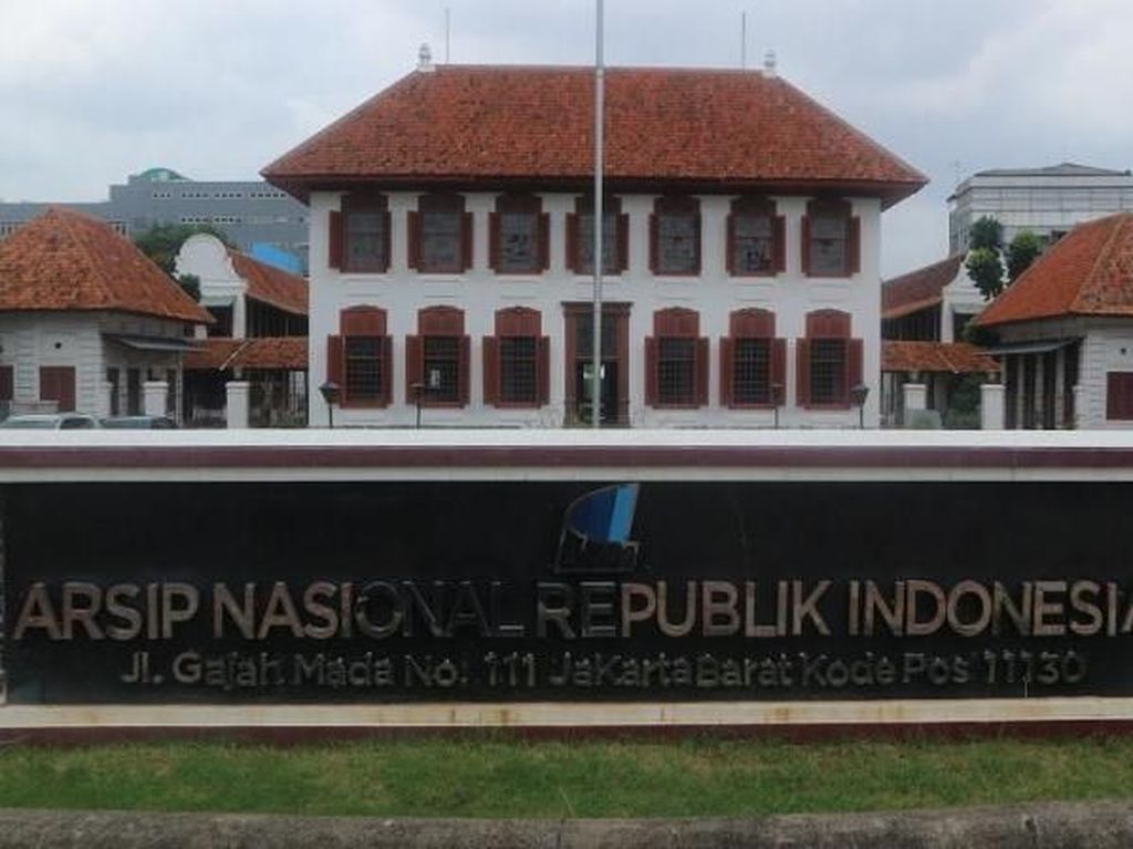 Mengintip Gedung Arsip Nasional Peninggalan Klasik Belanda Mengintip Gedung Arsip Nasional Peninggalan Klasik Belanda