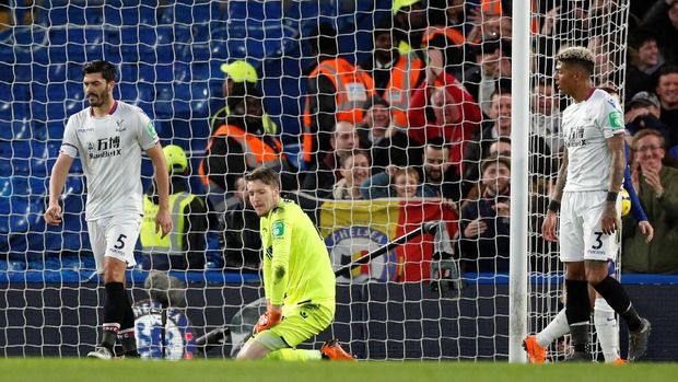 Crystal Palace tertinggal dua gol di babak pertama dan hal itu menyulitkan mereka untuk mengejar di babak kedua.