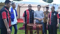 Momen Burung Jokowi Kalah di Lomba Kicau Piala Presiden