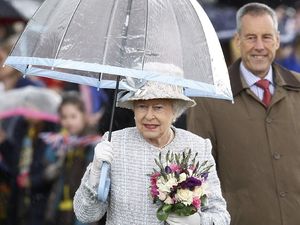 Ini 12 Makanan Favorit yang Selalu Disantap Oleh Ratu Elizabeth II