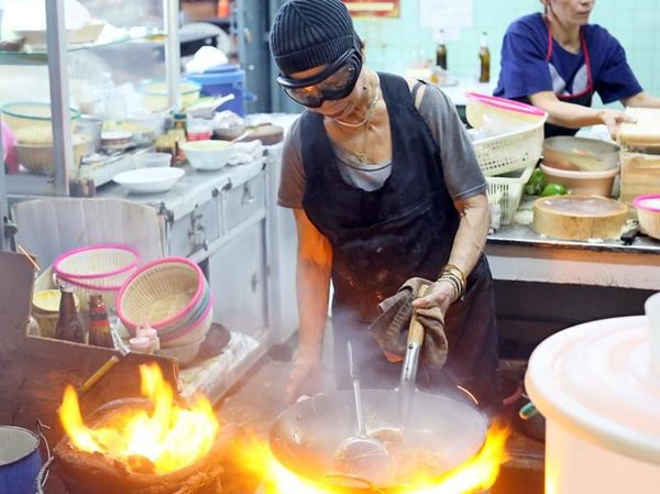 Ini Raan Jay Fai, Penjual Crab Omelette di Bangkok yang Dapat Bintang Michelin