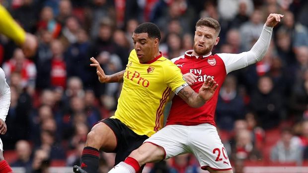 Duel Arsenal lawan Watford berjalan dalam tempo yang cukup tinggi di babak pertama.